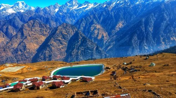 Auli and Valley of Flowers scenic illustration